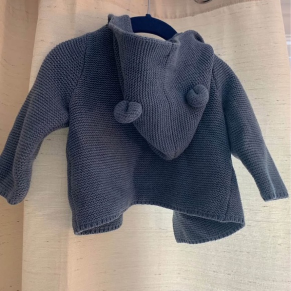 GAP | Boys size 6-12 | Knit button up cardigan in blue - Picture 1 of 4